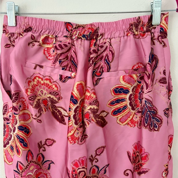 Zara Vibrant Pink Floral Satin Ankle Length Pants Size Small - Picture 9 of 9